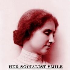 Foto Her Socialist Smile
