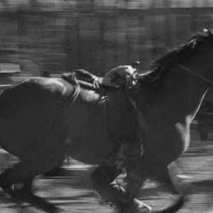 Foto There Are Not Thirty-six Ways of Showing a Man Getting on a Horse