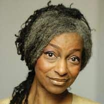 Foto Sandra James-Young