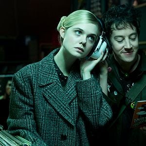 Foto Como Falar com Garotas em Festas