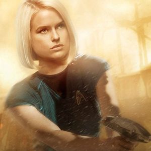 Foto Além da Escuridão - Star Trek