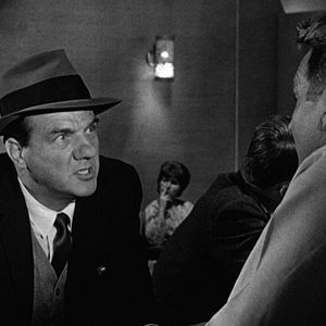 Foto Alguém Morreu em Meu Lugar