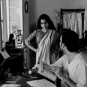 Foto A Esposa Solitária