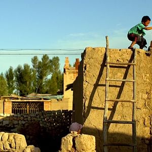 Foto Fly with the crane