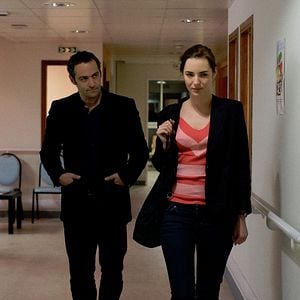 Foto Mostre a Língua, Moça