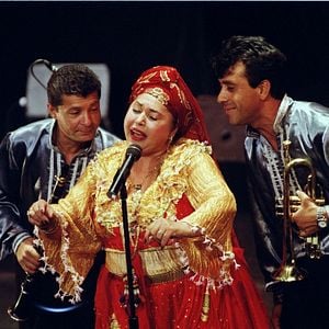 Foto When the Road Bends: Tales of a Gypsy Caravan