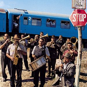 Foto When the Road Bends: Tales of a Gypsy Caravan