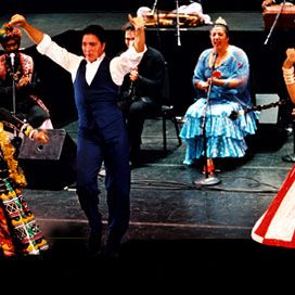 Foto When the Road Bends: Tales of a Gypsy Caravan