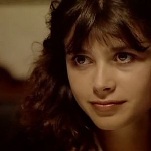 Foto A Casa Com Janelas Sorridentes