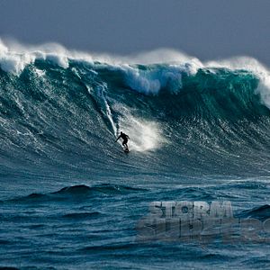 Foto Surfistas de Tempestades
