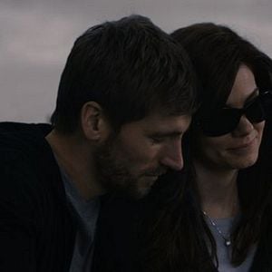 Foto Presa na Escuridão