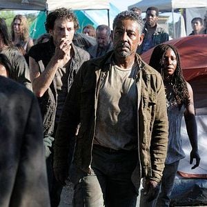 Foto Revolution (2012)