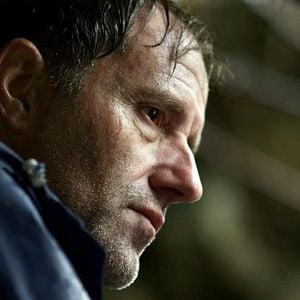 Foto Dreileben: Um Minuto no Escuro