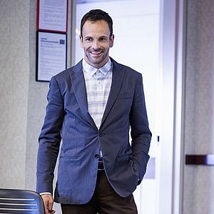 Foto Jonny Lee Miller