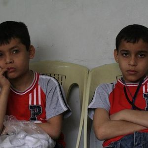 Foto Nos Braços de Minha Mãe