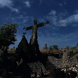 Foto Dona Romana e o Grande Eixo da Terra