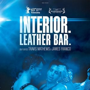 Foto Interior. Leather Bar.