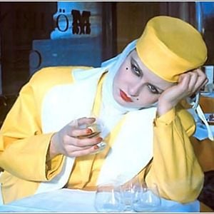 Foto Retrato de uma Bêbada. Caminho Sem Volta