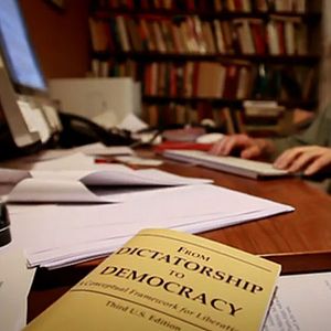 Foto A Fábrica de Revoluções