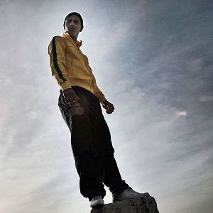 Foto Ali Tem Olhos Azuis