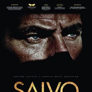 Foto Salvo - Uma História de Amor e Máfia