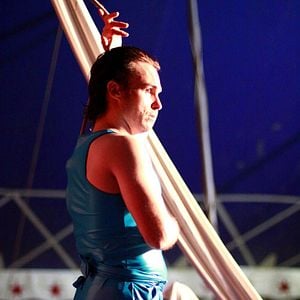 Foto Corda Bamba - História de uma Menina Equilibrista