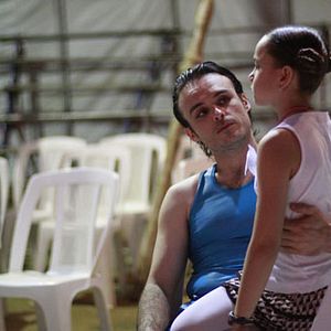 Foto Corda Bamba - História de uma Menina Equilibrista
