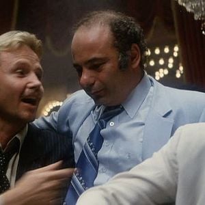 Foto Lookin' to Get Out