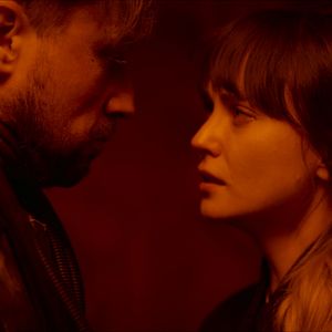 Foto Gemini - O Planeta Sombrio