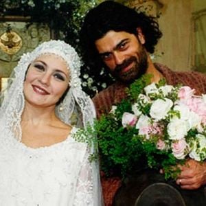 Foto O Cravo e a Rosa