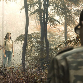 Foto Girl In The Bunker