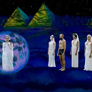 Foto Shall I Compare You to a Summer’s Day?