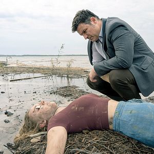 Foto Perto de Casa: Assassinato na Mina de Carvão