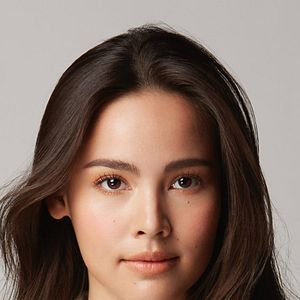 Foto Urassaya Sperbund