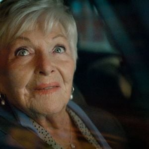 Foto Conduzindo Madeleine