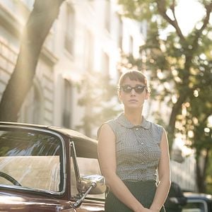 Foto Sra. Harris vai a Paris