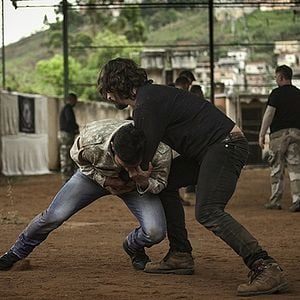 Foto Um Tiro no Escuro