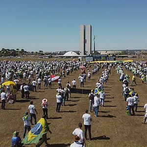 Foto Um Tiro no Escuro