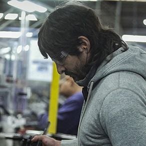 Foto Um Tiro no Escuro