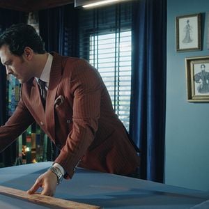 Foto O Famoso Alfaiate