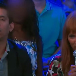 Foto Flordelis: Questiona ou Adora