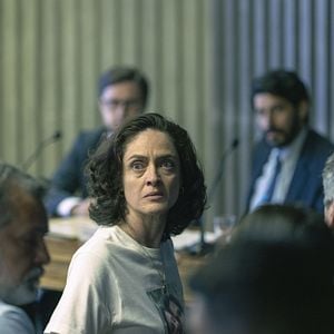 Foto Todo Dia a Mesma Noite