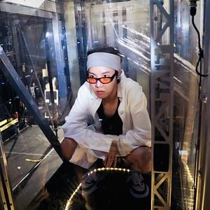 Foto J-Hope - In the Box