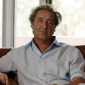 Foto Laggiù qualcuno mi ama