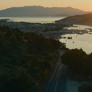 Foto Em Uma Ilha Bem Distante