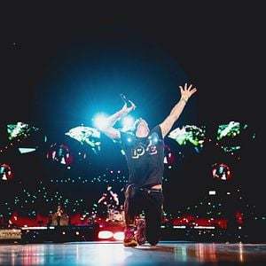 Foto Coldplay - Music Of The Spheres: Live At River Plate