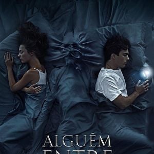 Foto Alguém Entre Nós