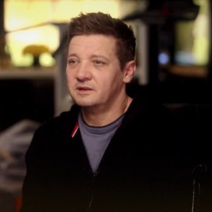 Foto Jeremy Renner: The Diane Sawyer Interview – A Story of Terror, Survival and Triumph