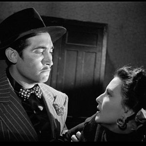 Foto Santa Entre Demônios