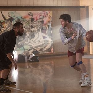 Foto Homens Brancos Não Sabem Enterrar